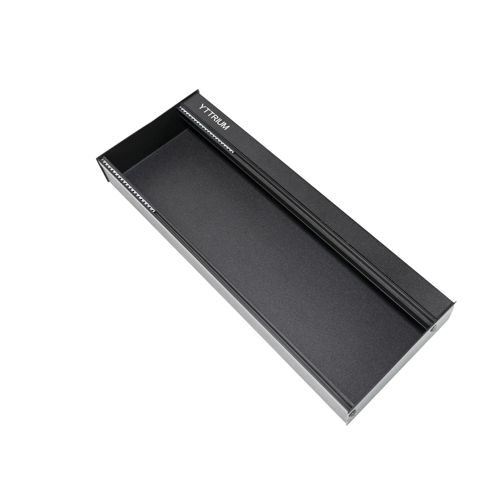Yttrium Microcase R2 black 84hp